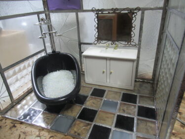 ミニチュアハウス　バスルーム制作【1】